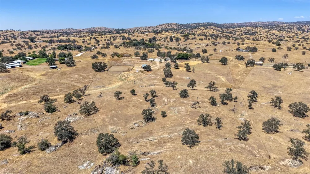 40458 Road 406 Madera, CA 93636