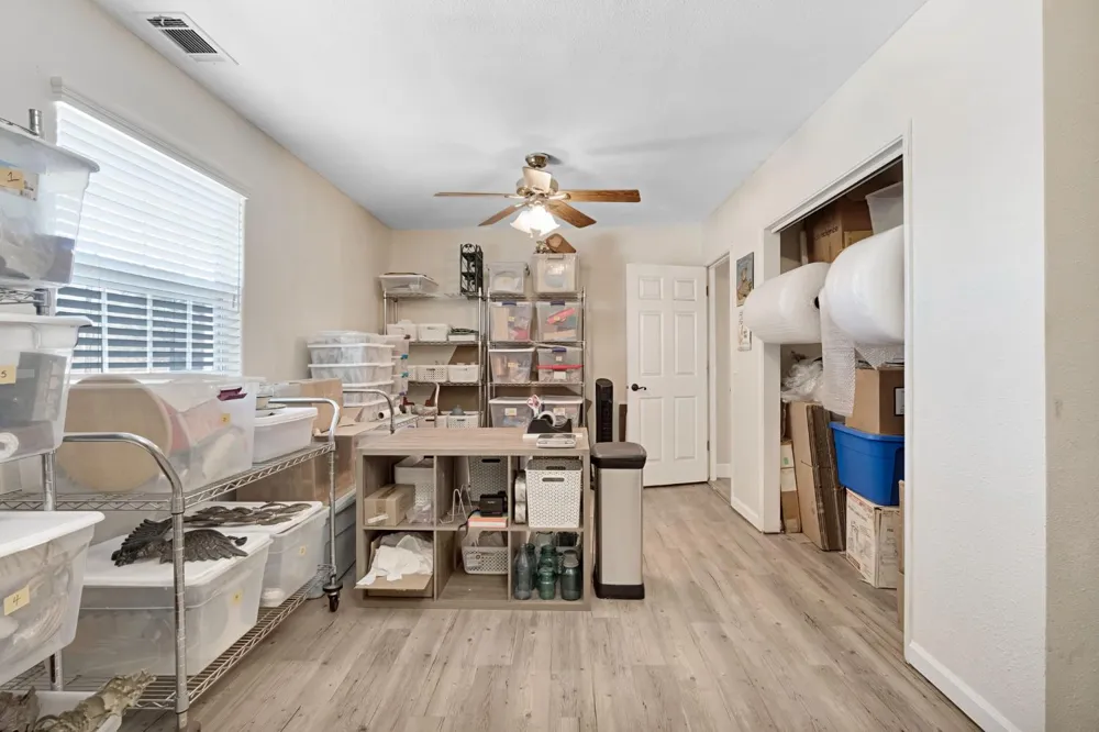 40458 Road 406 Madera, CA 93636