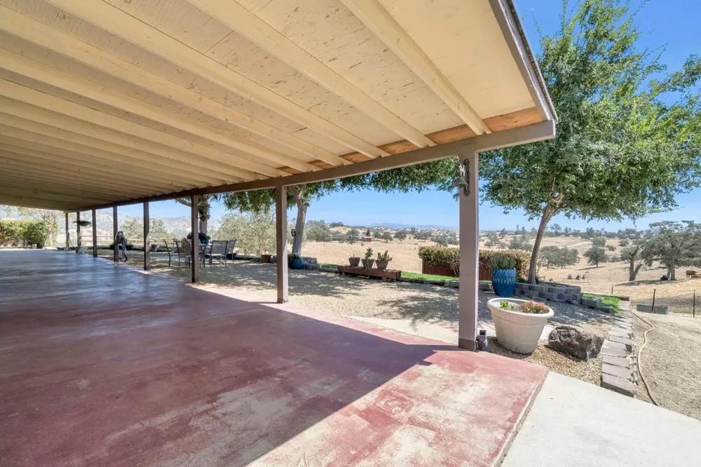 40458 Road 406 Madera, CA 93636