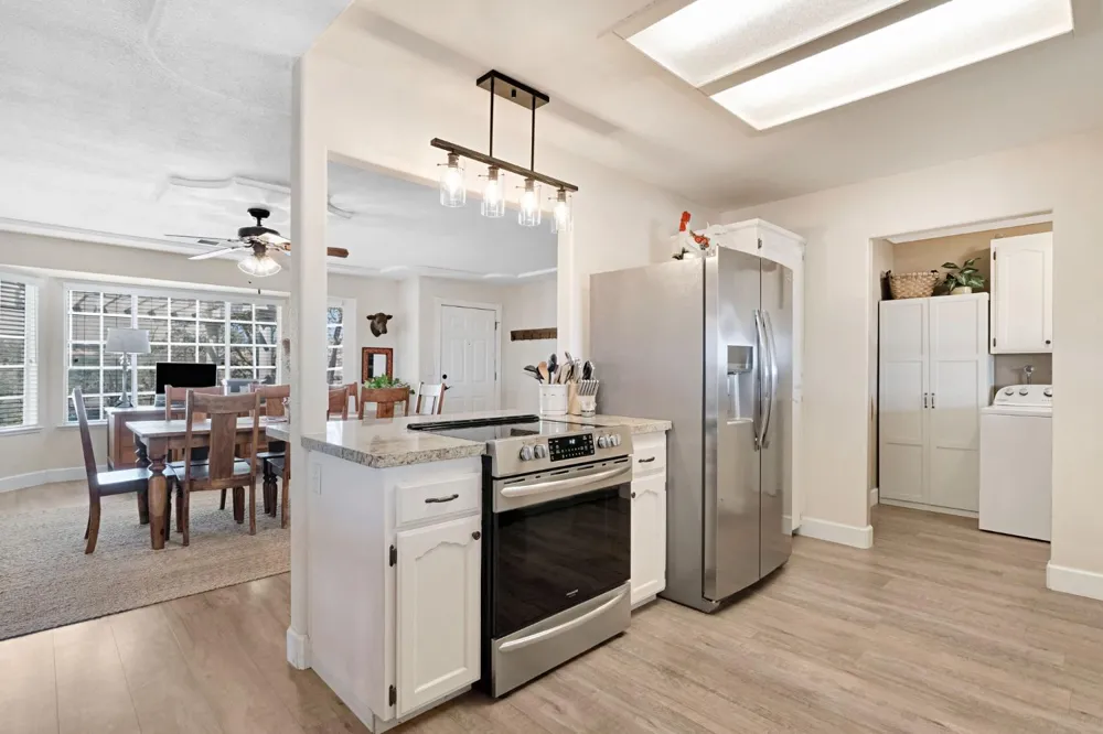 40458 Road 406 Madera, CA 93636