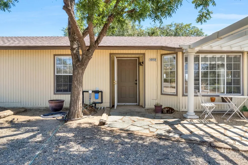 40458 Road 406 Madera, CA 93636