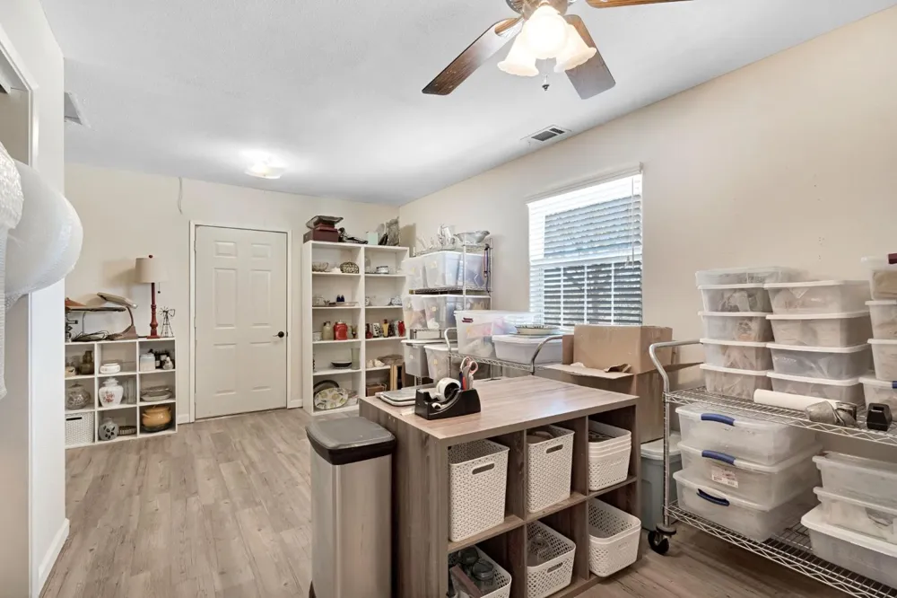 40458 Road 406 Madera, CA 93636