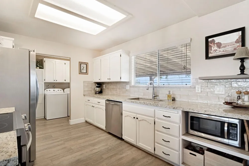 40458 Road 406 Madera, CA 93636