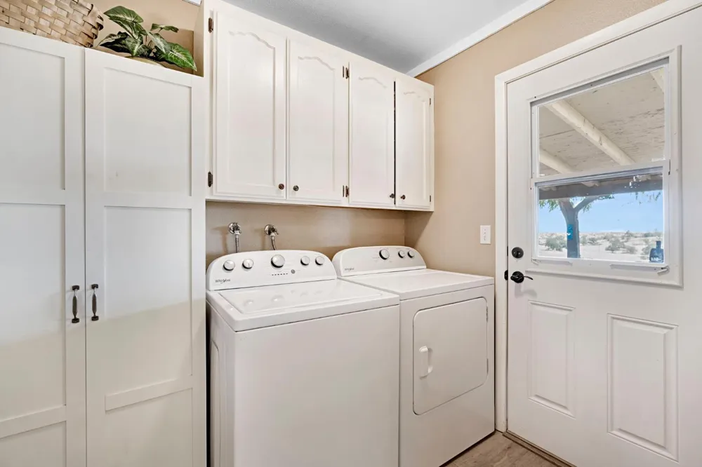 40458 Road 406 Madera, CA 93636