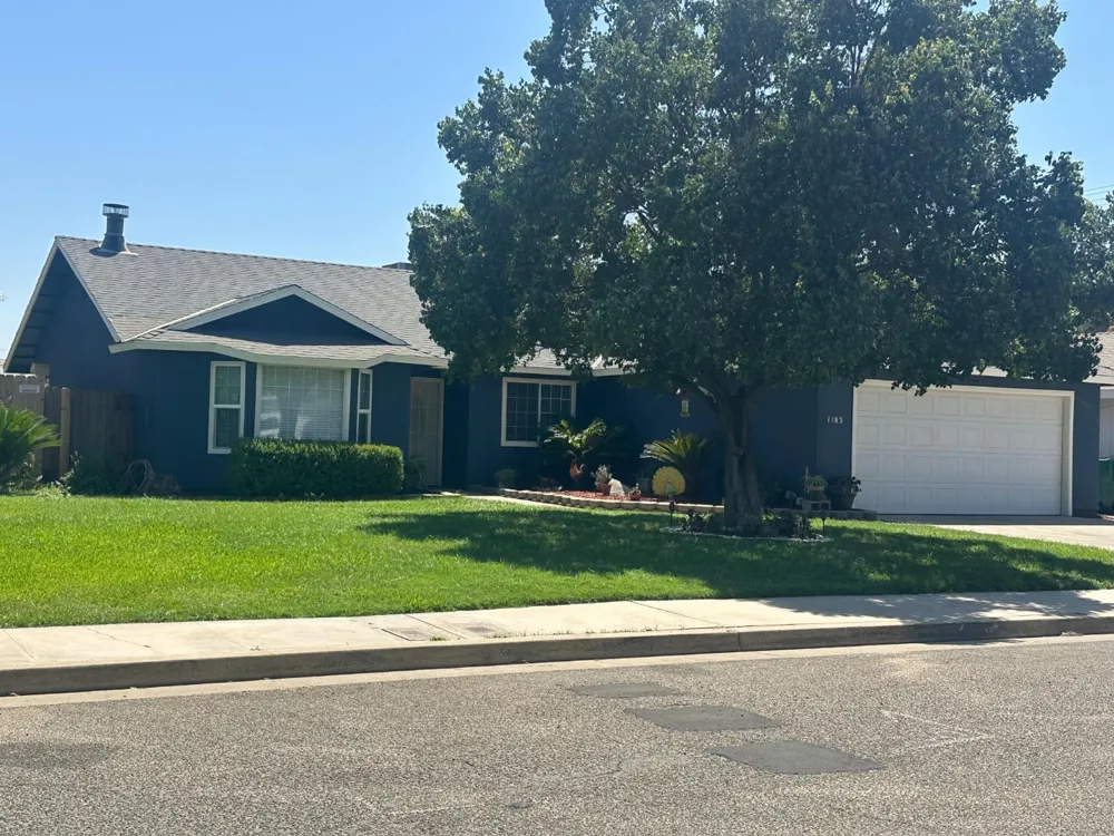 1183 W Glenn Court Porterville, CA 93257