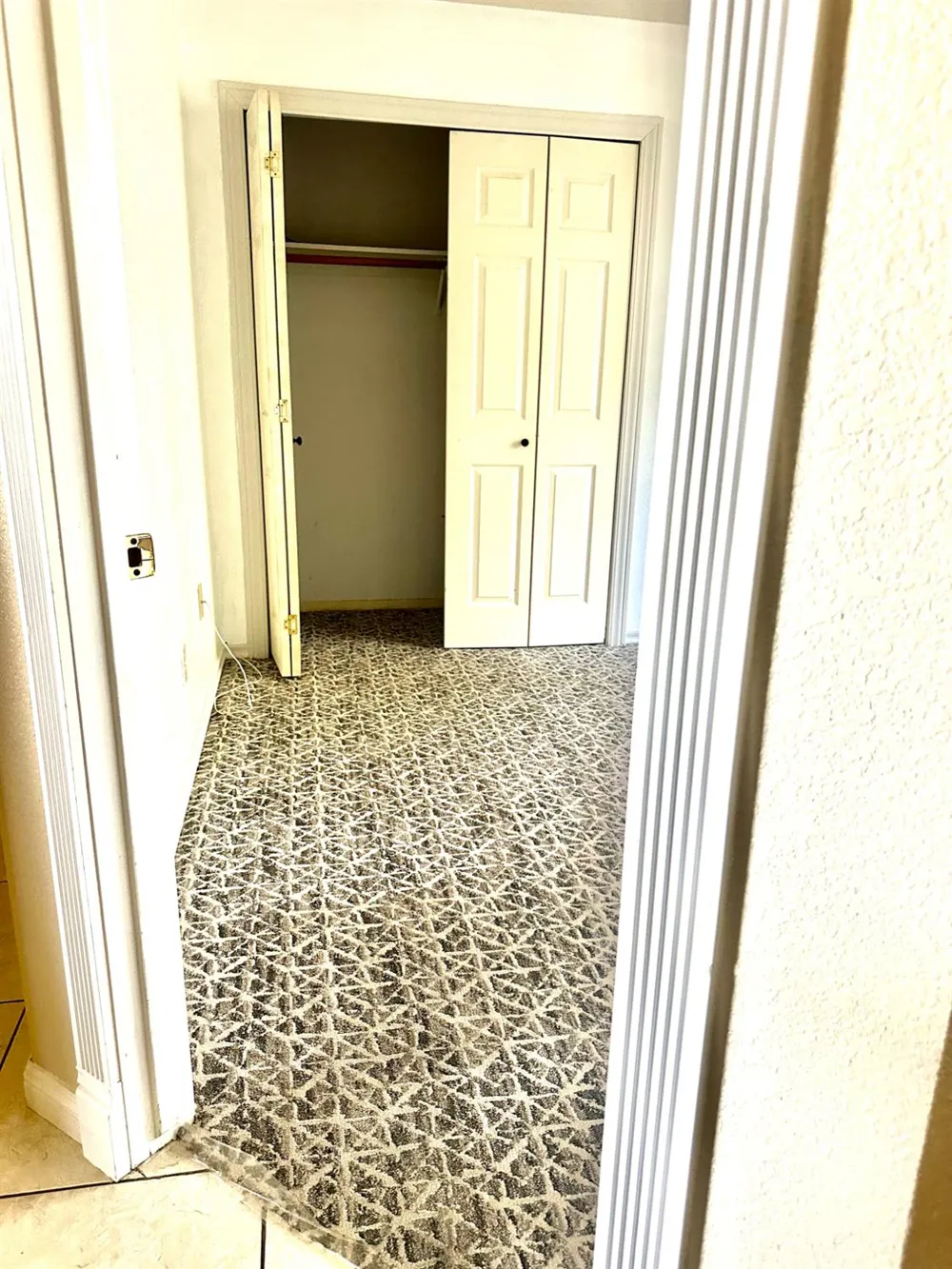 1183 W Glenn Court Porterville, CA 93257