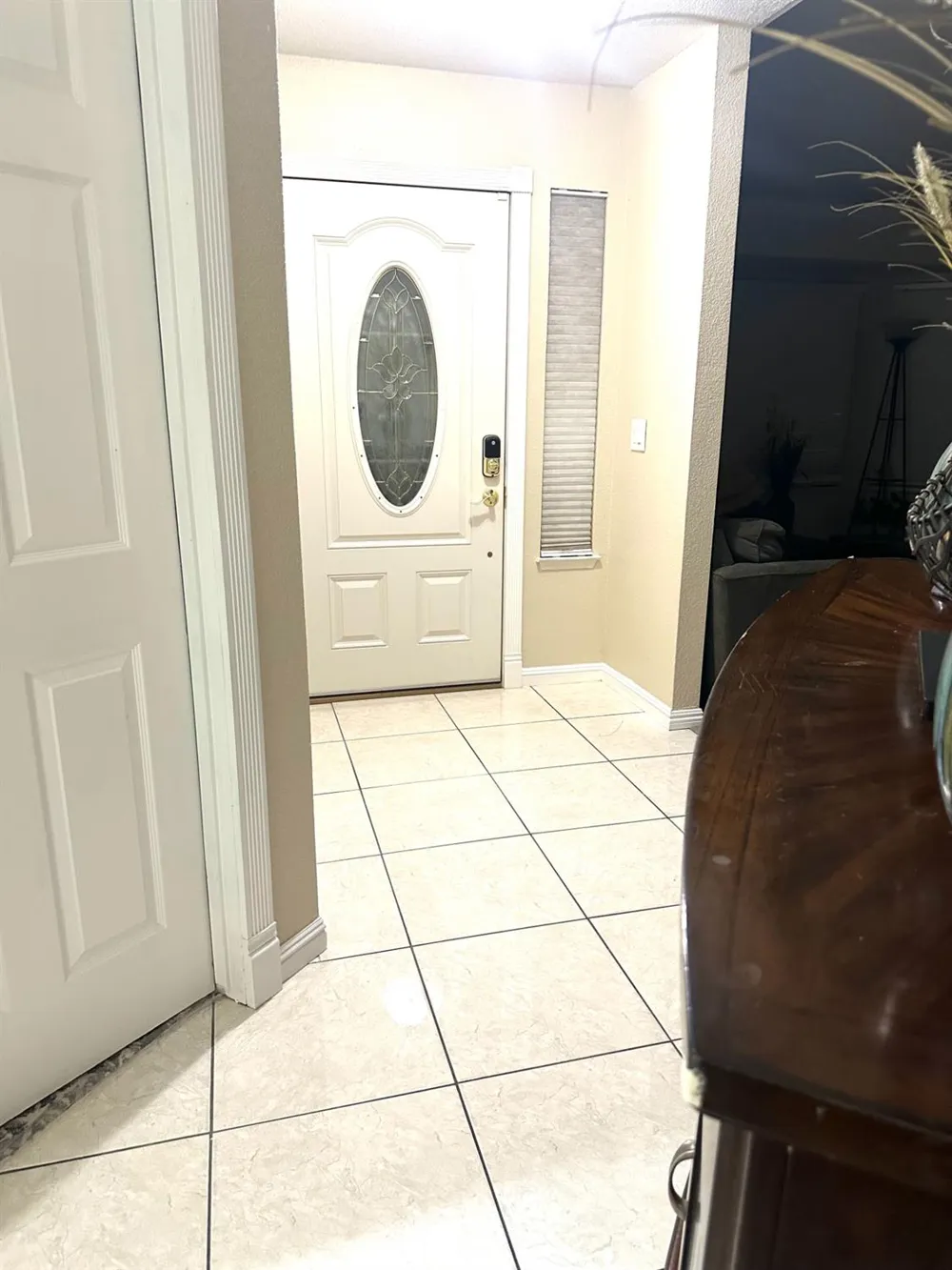 1183 W Glenn Court Porterville, CA 93257
