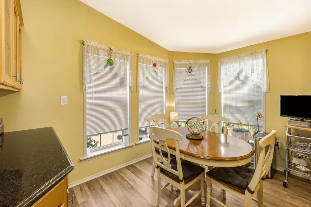 53 Redwood Dr Mays Landing, NJ 08330