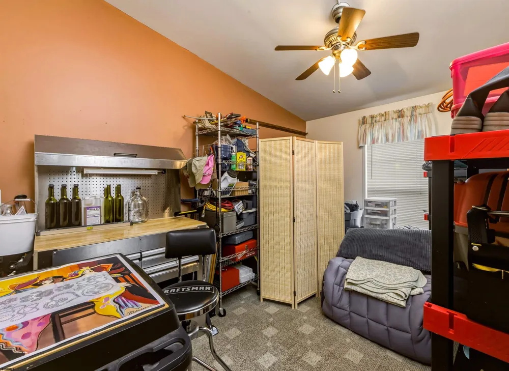 53 Redwood Dr Mays Landing, NJ 08330