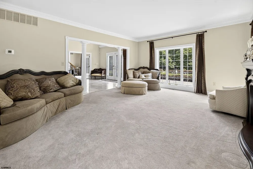 822 E Harlequin Dr Galloway Township, NJ 08205