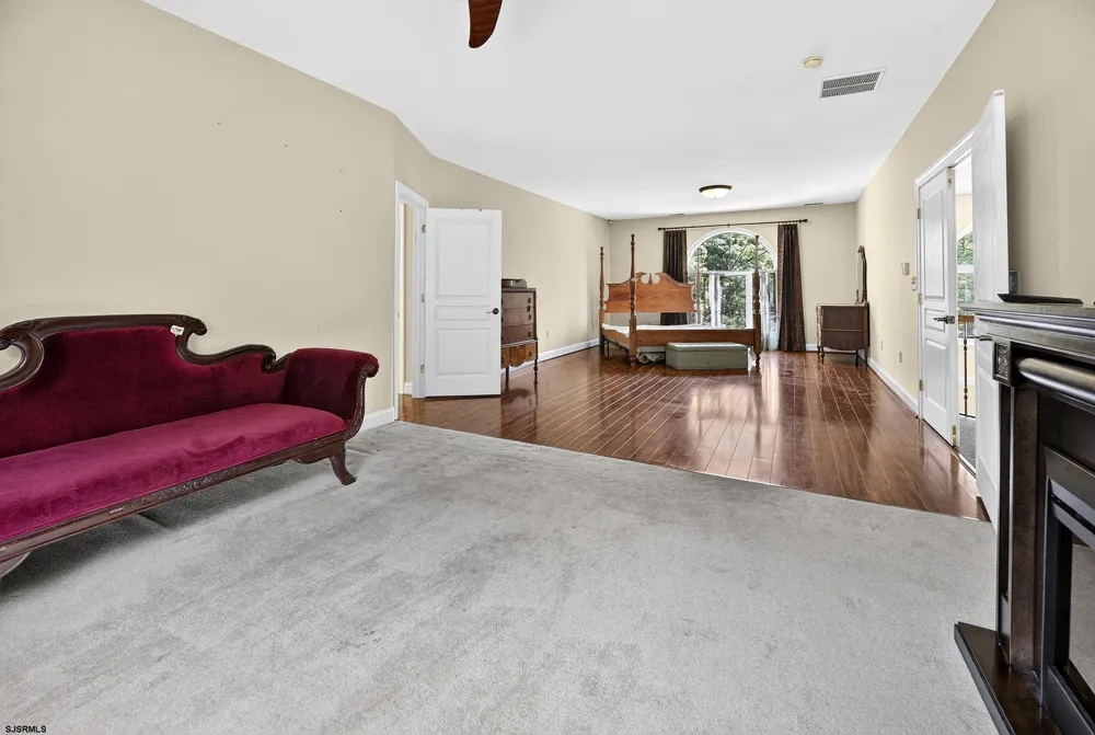 822 E Harlequin Dr Galloway Township, NJ 08205