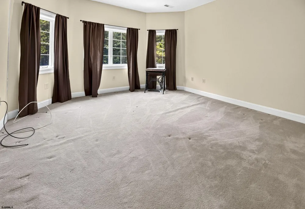 822 E Harlequin Dr Galloway Township, NJ 08205