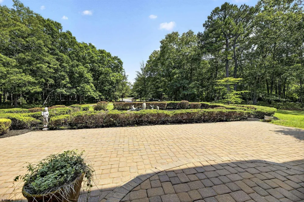 822 E Harlequin Dr Galloway Township, NJ 08205
