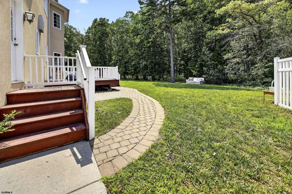 822 E Harlequin Dr Galloway Township, NJ 08205