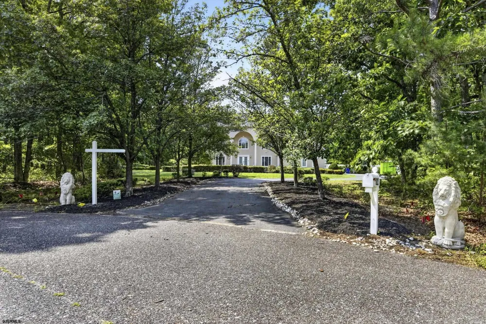 822 E Harlequin Dr Galloway Township, NJ 08205