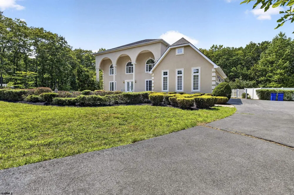 822 E Harlequin Dr Galloway Township, NJ 08205