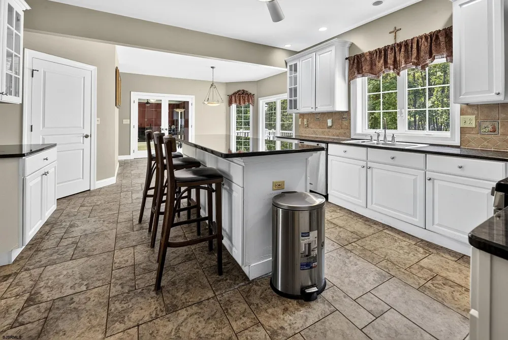 822 E Harlequin Dr Galloway Township, NJ 08205