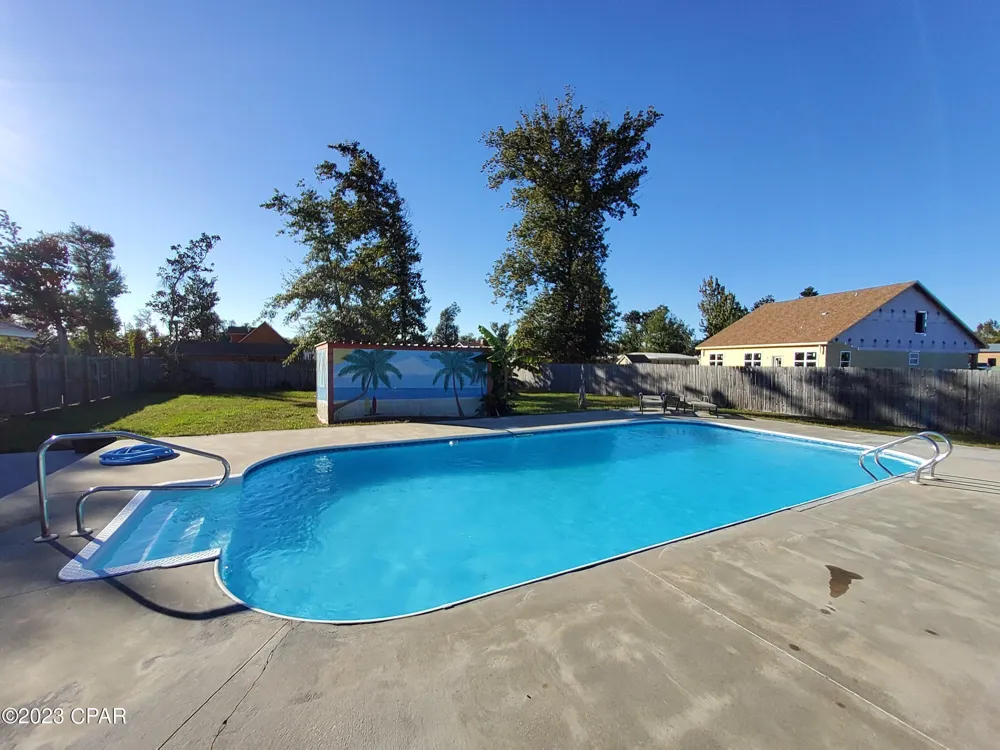 5117 Bayhead Road Youngstown, FL 32466