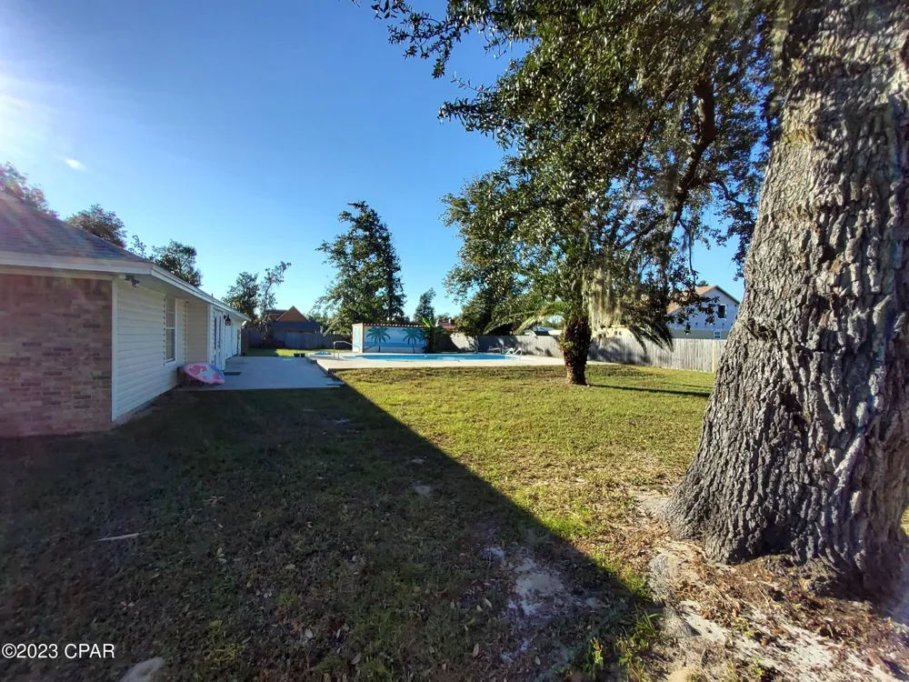 5117 Bayhead Road Youngstown, FL 32466