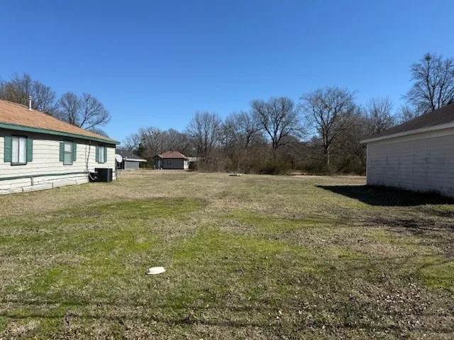 1620 Fitzhugh Avenue Paris, TX 75460