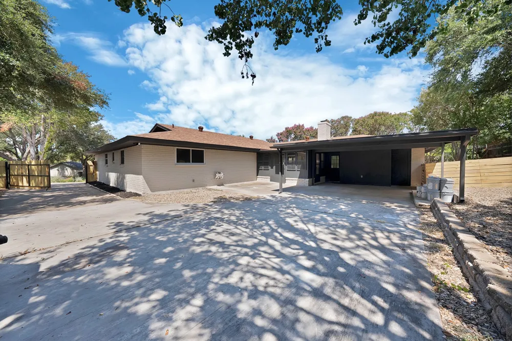 6617 Sabrosa Court W Fort Worth, TX 76133