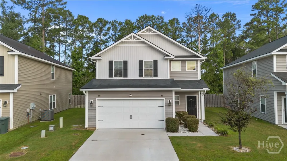 751 Fairview Cir Hinesville, GA 31313