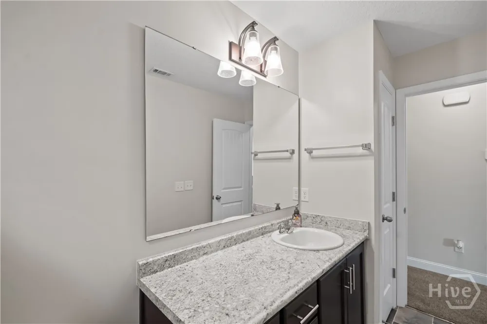751 Fairview Cir Hinesville, GA 31313