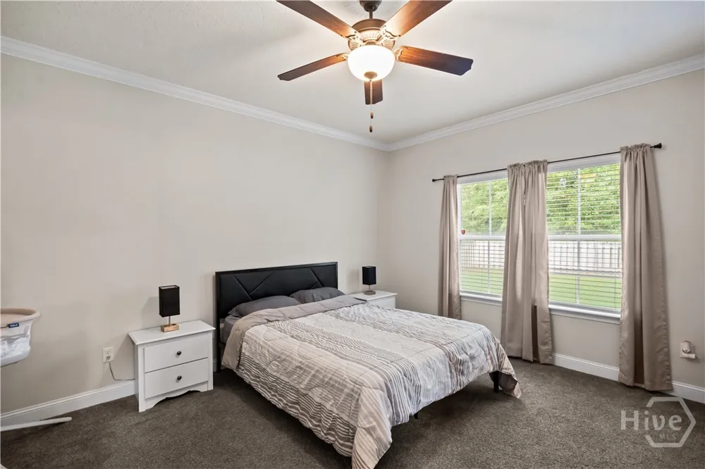751 Fairview Cir Hinesville, GA 31313