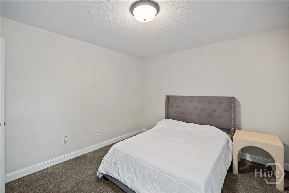 751 Fairview Cir Hinesville, GA 31313