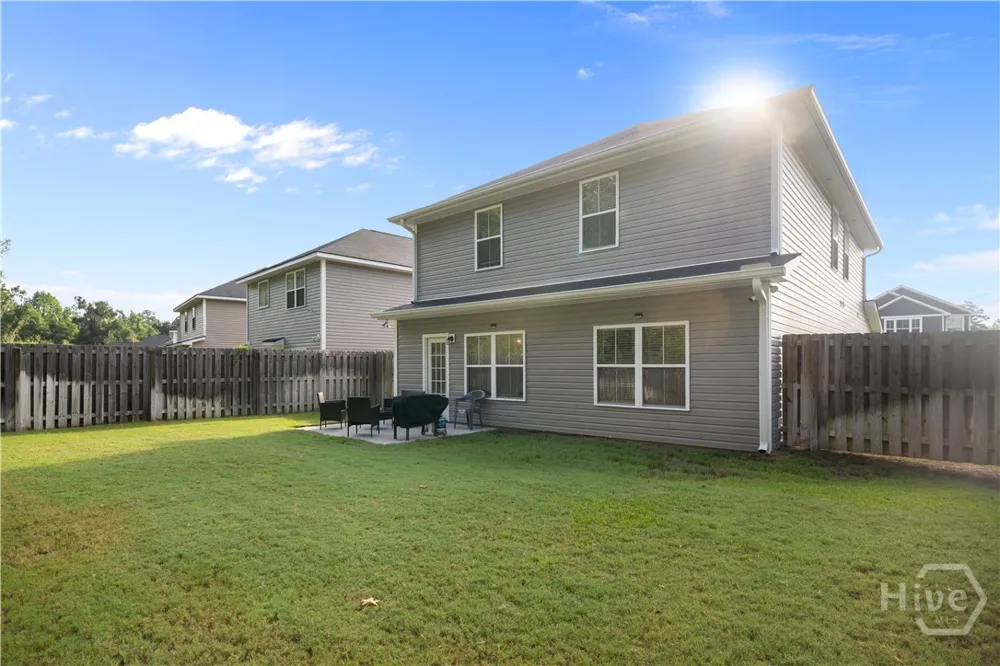 751 Fairview Cir Hinesville, GA 31313