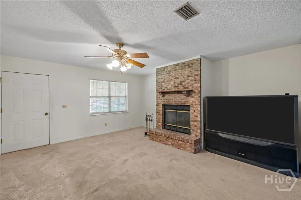 665 Lake Shore Drive Midway, GA 31320
