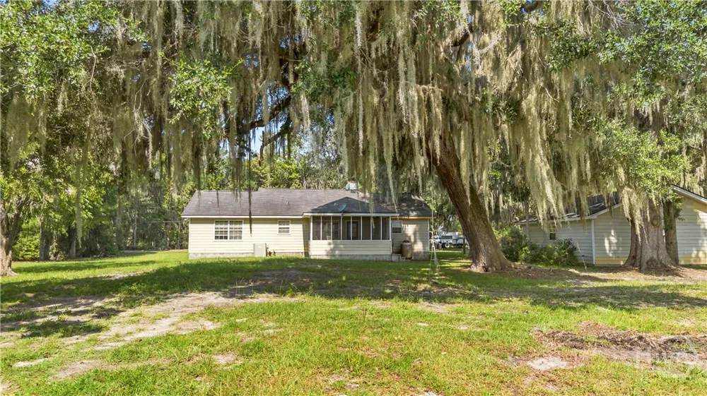 665 Lake Shore Drive Midway, GA 31320