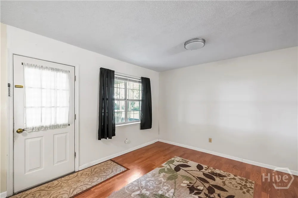 665 Lake Shore Drive Midway, GA 31320