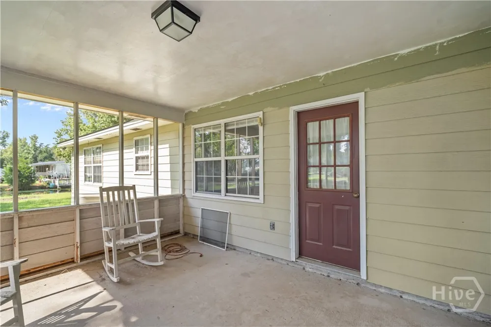 665 Lake Shore Drive Midway, GA 31320