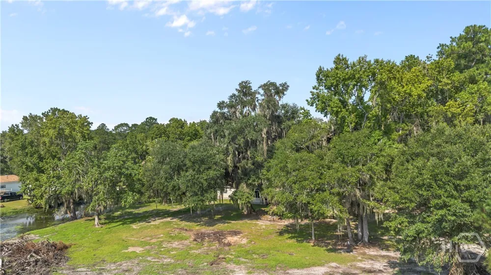 665 Lake Shore Drive Midway, GA 31320
