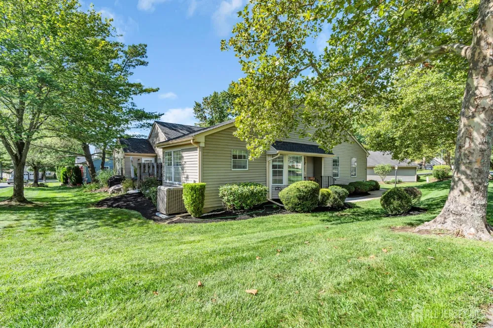 134-B Concordia Circle Monroe, NJ 08831
