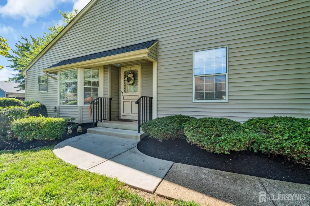 134-B Concordia Circle Monroe, NJ 08831