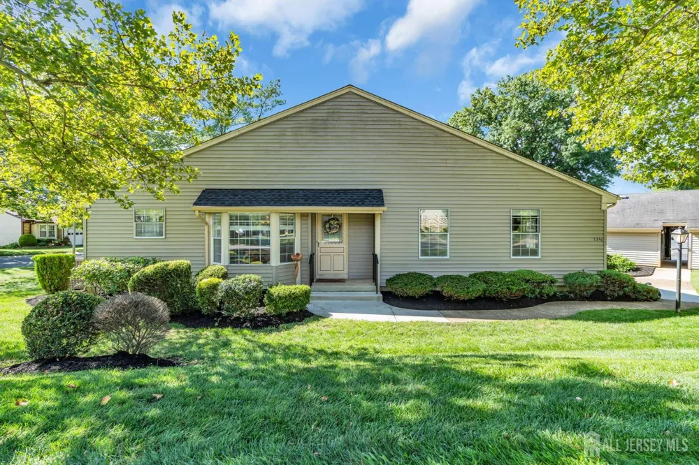 134-B Concordia Circle Monroe, NJ 08831