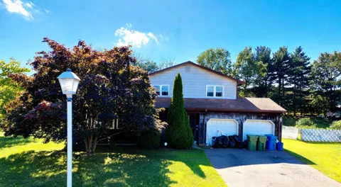21 Oakwood Drive