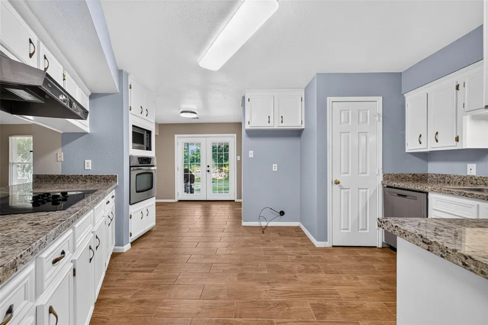 12915 33rd 1/2 Street Santa Fe, TX 77510