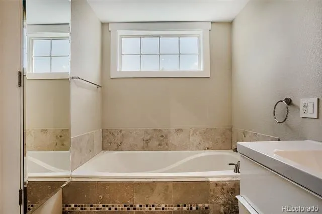 930 S Pearl Street #101 Denver, CO 80209