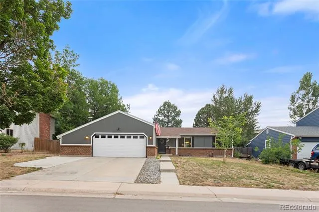 4582 S Fraser Way Aurora, CO 80015