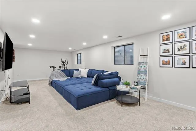 4582 S Fraser Way Aurora, CO 80015