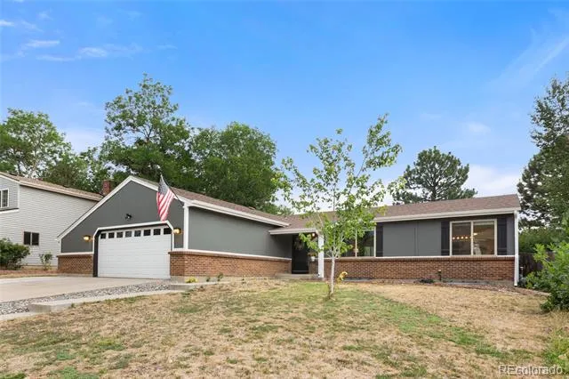 4582 S Fraser Way Aurora, CO 80015