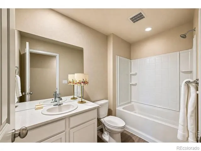 6717 4th St Rd #4 Greeley, CO 80634