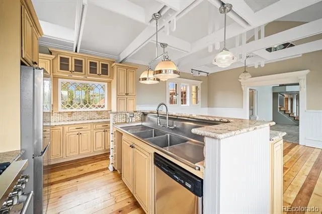 325 McMurtrie Road Westcliffe, CO 81252