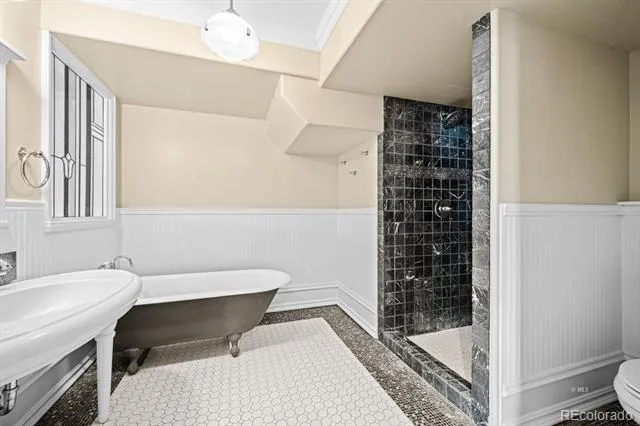 325 McMurtrie Road Westcliffe, CO 81252