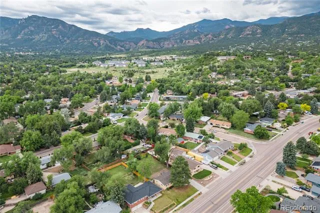 1009 Parkview Boulevard Colorado Springs, CO 80905