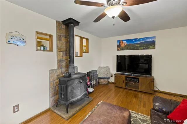 1110 Pikes Peak Drive Florissant, CO 80816