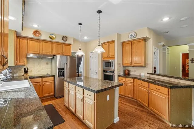 9937 Gwendelyn Place Highlands Ranch, CO 80129